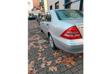 Mercedes-Benz C 180 Gebrauchtwagen