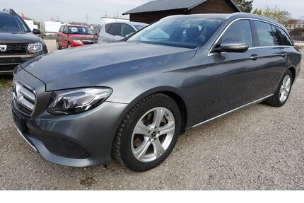 Mercedes-Benz E 220 d 4Matic Avantgarde Leder AHK eGHSD 8x Alu Gebrauchtwagen
