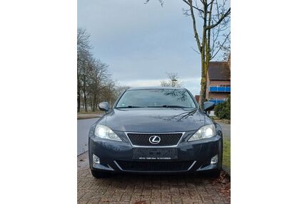 Lexus IS 220 Gebrauchtwagen
