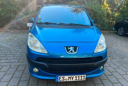 Peugeot 1007 Gebrauchtwagen