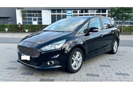 Ford S-Max Gebrauchtwagen