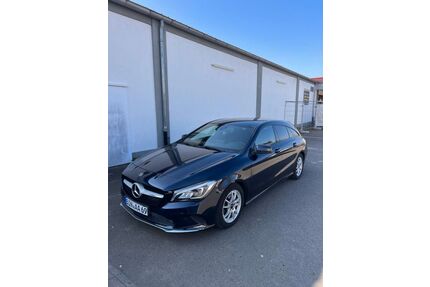 Mercedes-Benz CLA 180 Shooting Brake Gebrauchtwagen