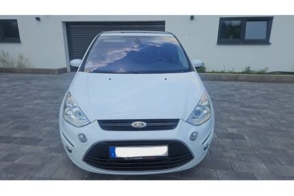 Ford S-Max Gebrauchtwagen
