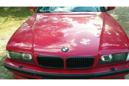 BMW 728 