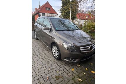 Mercedes-Benz B 180 Gebrauchtwagen