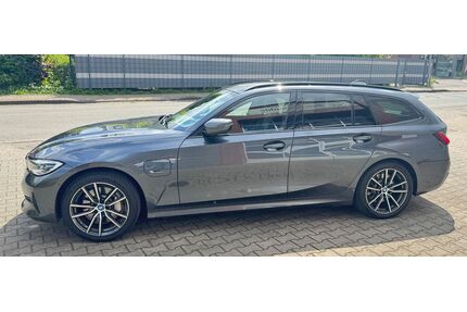 BMW 330 Gebrauchtwagen