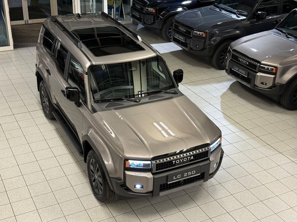 Land Cruiser