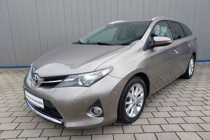 Toyota Auris Gebrauchtwagen