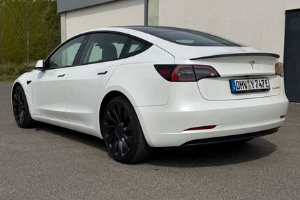 Tesla Model 3 Gebrauchtwagen