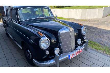 Mercedes-Benz 220 Gebrauchtwagen
