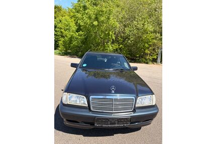 Mercedes-Benz C 180 Gebrauchtwagen