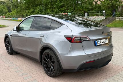 Tesla Model Y Gebrauchtwagen