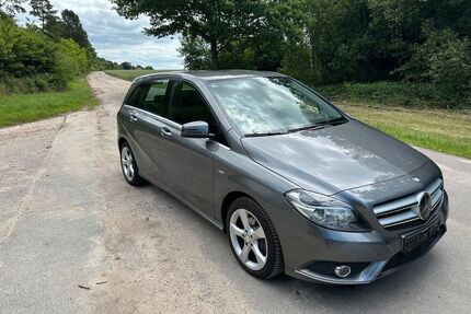Mercedes-Benz B 180 Gebrauchtwagen