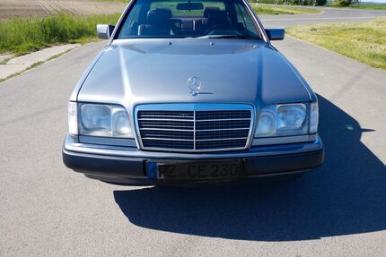 Mercedes-Benz 230 Gebrauchtwagen