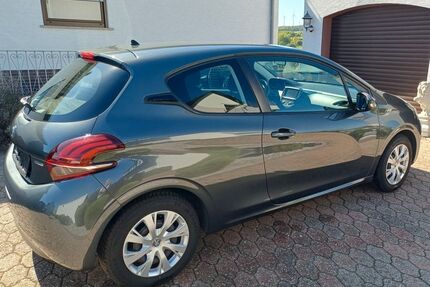 Peugeot 208 Gebrauchtwagen