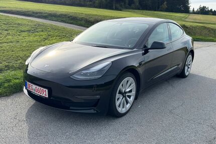 Tesla Model 3 Gebrauchtwagen