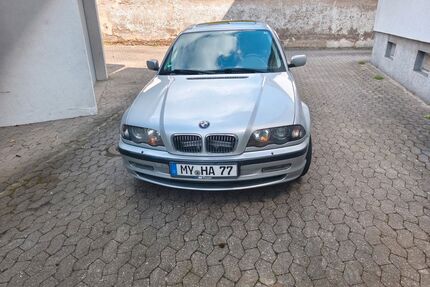 BMW 323 Gebrauchtwagen