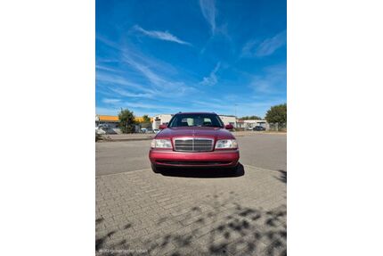 Mercedes-Benz C 180 Gebrauchtwagen