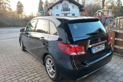 Mercedes-Benz B 180 Gebrauchtwagen