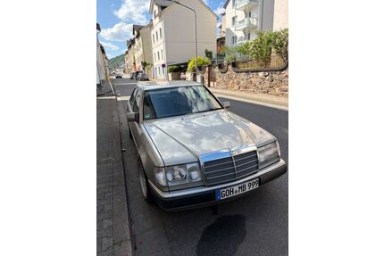 Mercedes-Benz E 230 Gebrauchtwagen