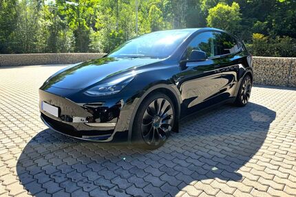 Tesla Model Y Gebrauchtwagen