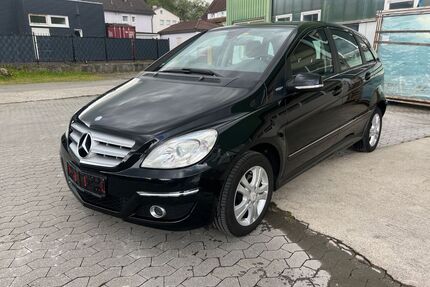 Mercedes-Benz B 180 Gebrauchtwagen