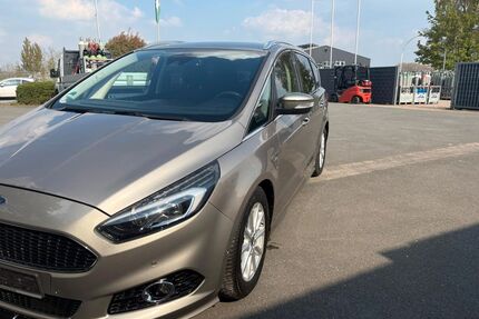Ford S-Max Gebrauchtwagen