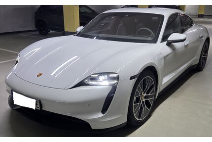 Porsche Taycan Gebrauchtwagen