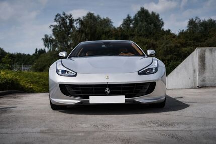 Ferrari GTC4Lusso Gebrauchtwagen