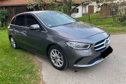 Mercedes-Benz B 180 Gebrauchtwagen