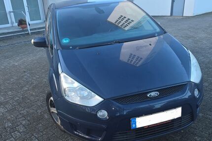 Ford S-Max Gebrauchtwagen