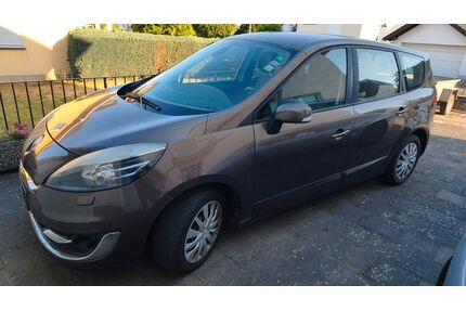Renault Grand Scenic Gebrauchtwagen