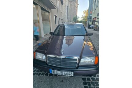 Mercedes-Benz C 180 Gebrauchtwagen