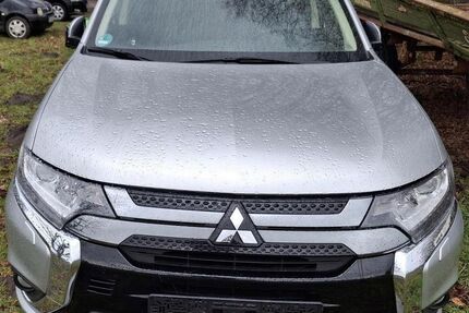 Mitsubishi Plug-in Hybrid Outlander Gebrauchtwagen