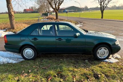 Mercedes-Benz C 180 Gebrauchtwagen