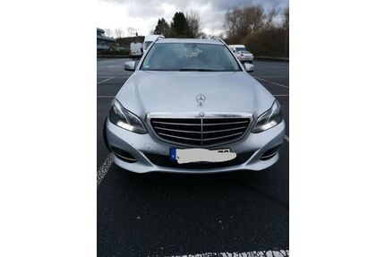 Mercedes-Benz E 220 Gebrauchtwagen