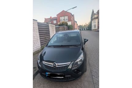 Opel Zafira Tourer Gebrauchtwagen