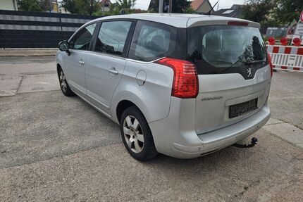 Peugeot 5008 Gebrauchtwagen