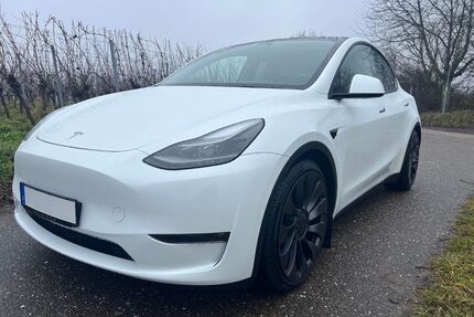 Tesla Model Y Gebrauchtwagen