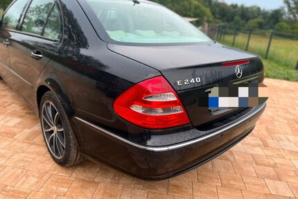 Mercedes-Benz E 240 Gebrauchtwagen
