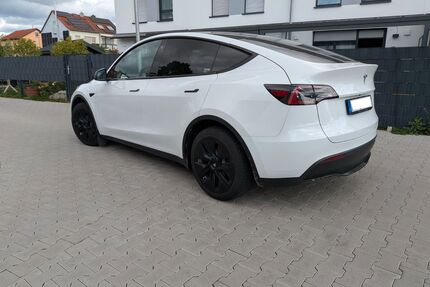 Tesla Model Y Gebrauchtwagen