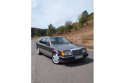 Mercedes-Benz 230 Gebrauchtwagen