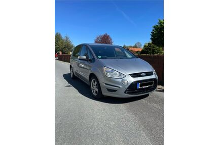 Ford S-Max Gebrauchtwagen