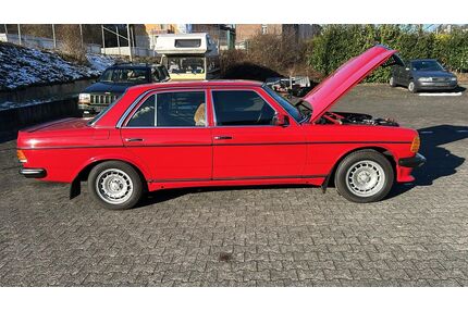 Mercedes-Benz 230 Gebrauchtwagen