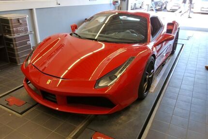Ferrari 488 Spider Gebrauchtwagen