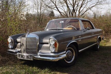 Mercedes-Benz 220 Gebrauchtwagen