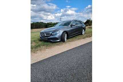 Mercedes-Benz E 220 Gebrauchtwagen