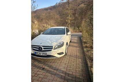 Mercedes-Benz A 180 Gebrauchtwagen