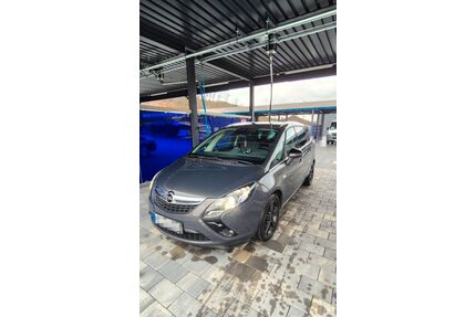 Opel Zafira Tourer Gebrauchtwagen