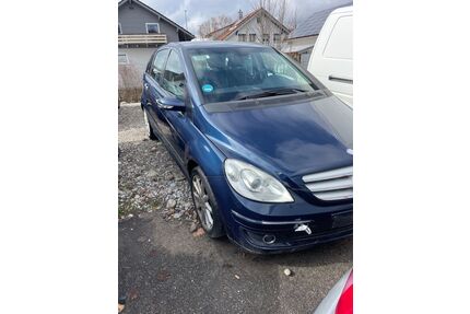 Mercedes-Benz B 200 Gebrauchtwagen